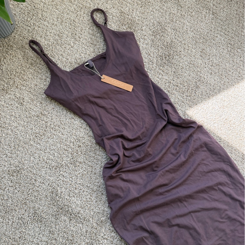 SKIMS
Smooth Layers Scoop Neck Dress Size Xs New